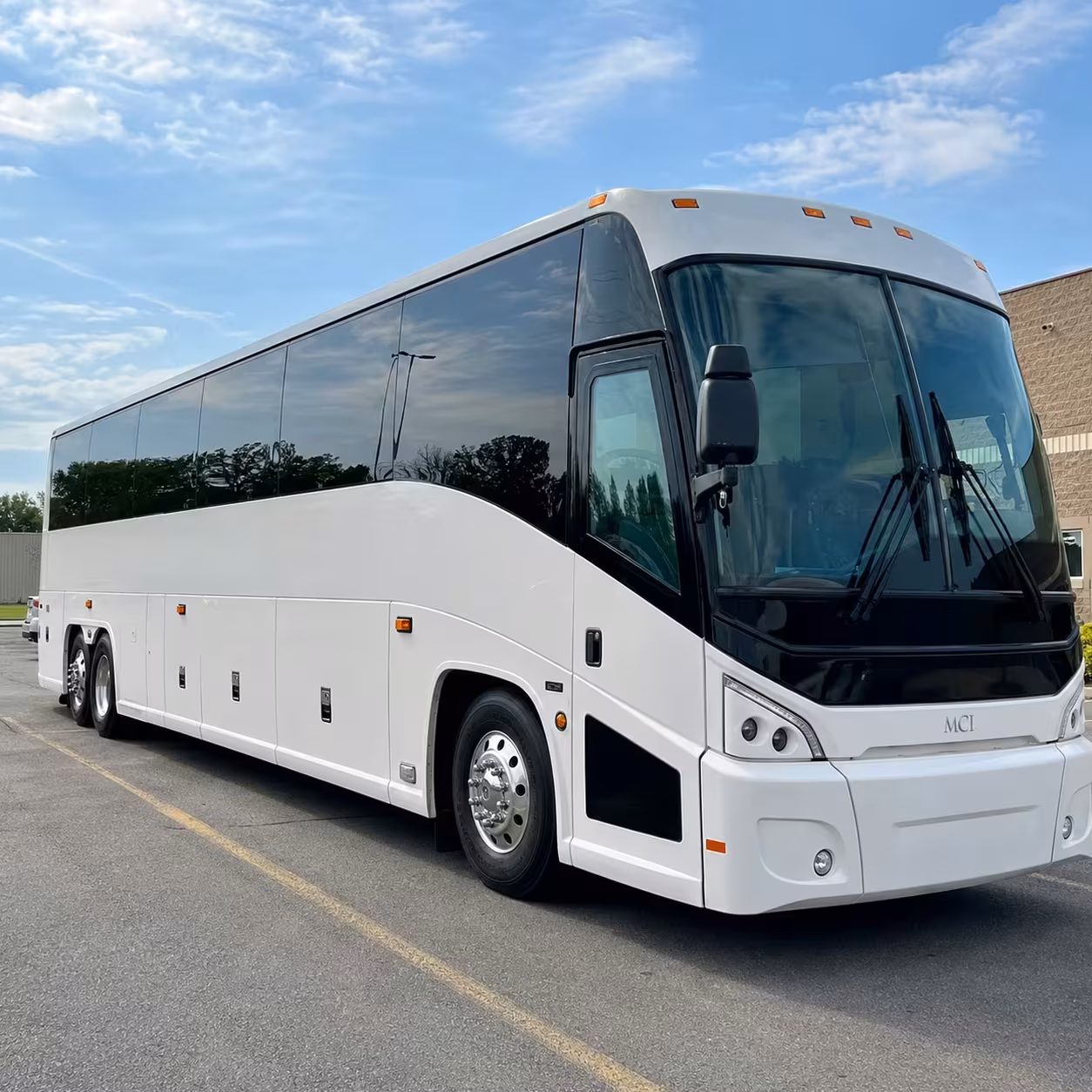 victorville charter bus rentals for zoo and outdoor education trips